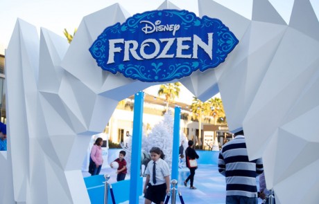 Unique DSF activation ‘Disney’s Sparkling Frozen Forest’ opens at CITY WALK